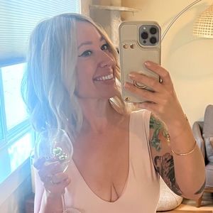 Meet your Posher, Janine